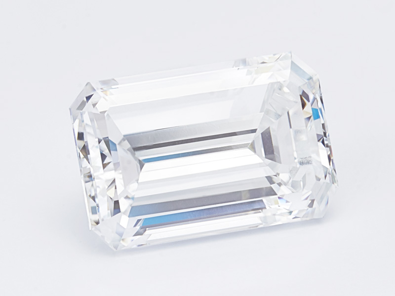 2 carat emerald cut diamond