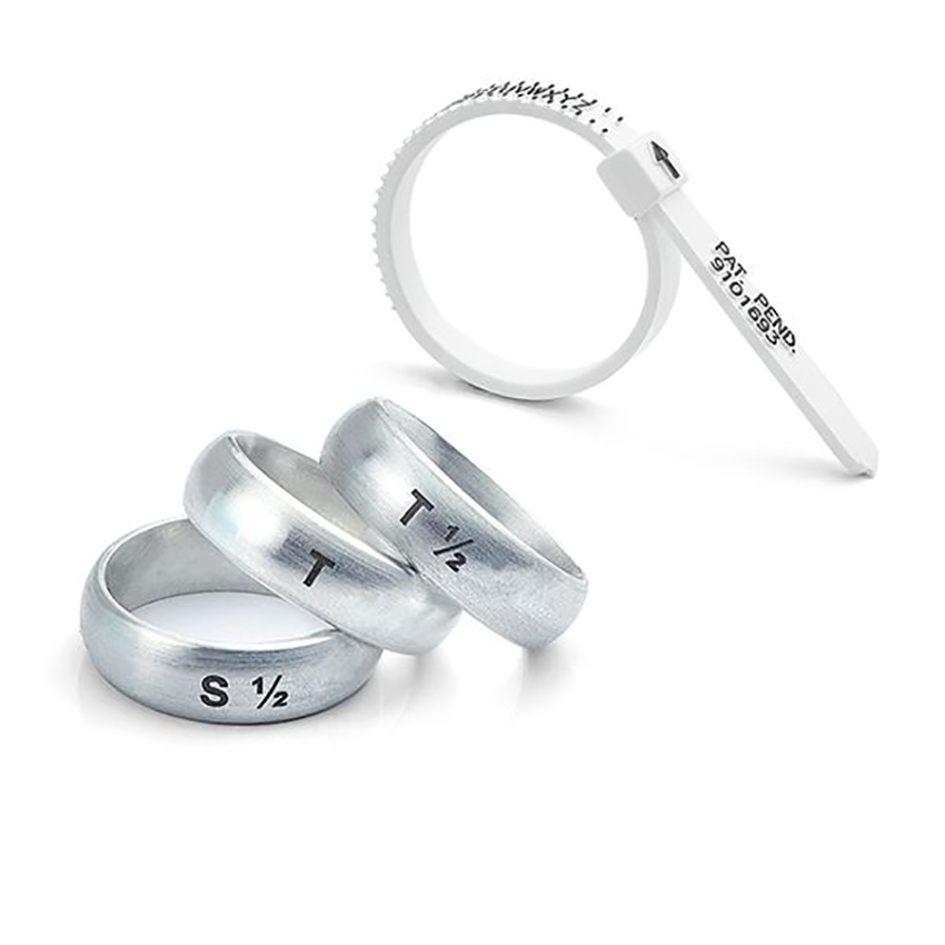 How to Get the Size Right Buying the Groom's Wedding Ring