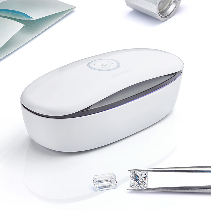 UV jewellery steriliser at Serendipity Diamonds