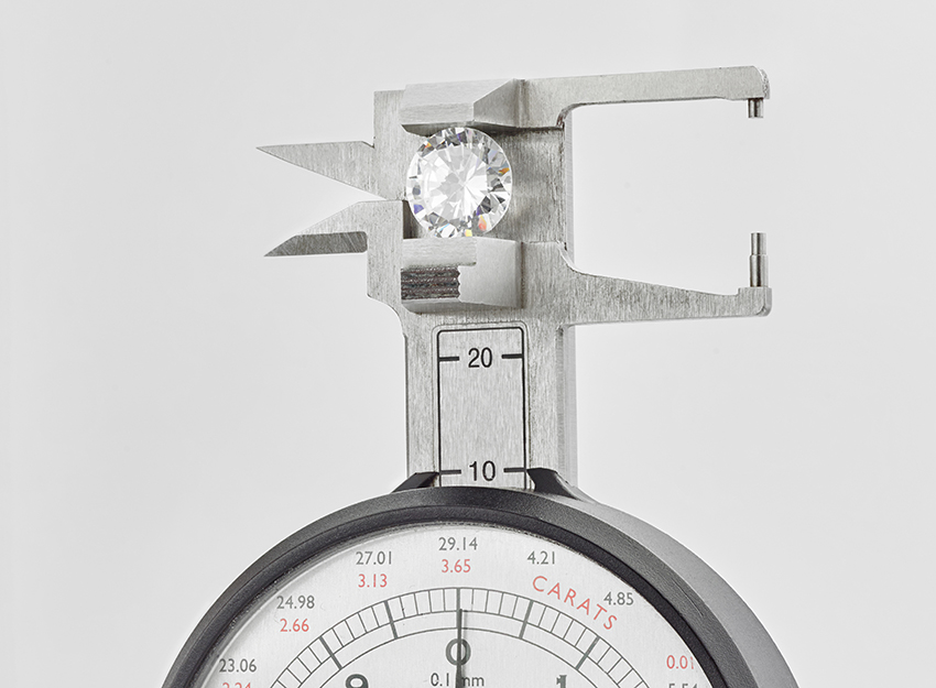 Big diamond in measuring gauge