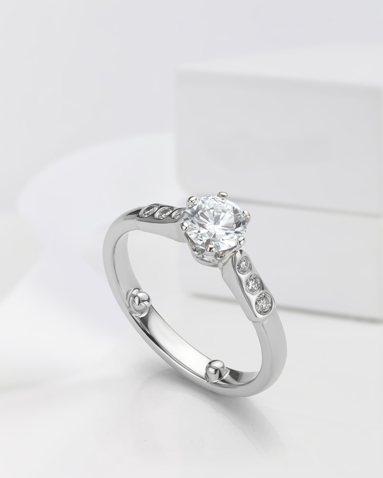 Skinny Fingers and Big Knuckles Is Your Wedding Ring Too