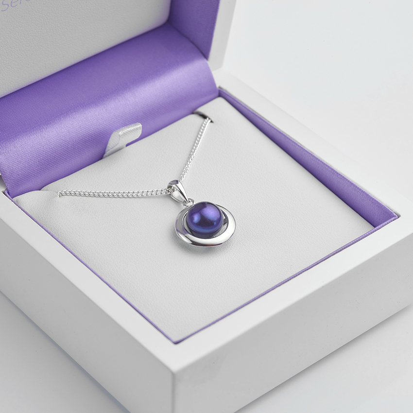 Purple pearl halo necklace in silver
