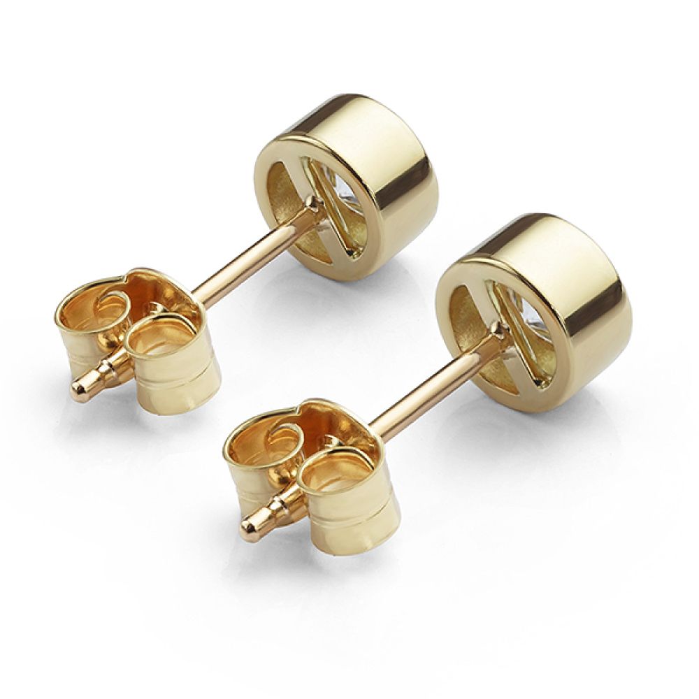 Cylindrical Bezel Round Diamond Stud Earrings Side View Cylindrical Bezel Round Diamond Stud Earrings Side View