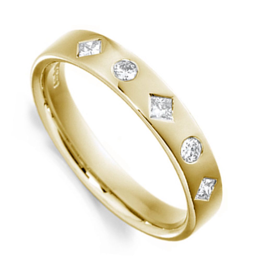 Princess & Round Diamond Wedding Ring In Yellow Gold