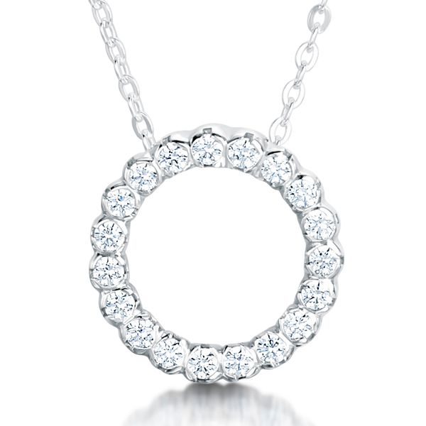 Round Diamond Circle Pendant Main Image