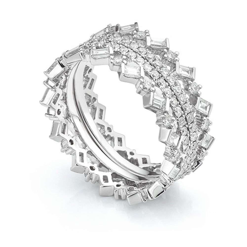 Cleopatra Fusion Diamond Ring Set worn outward