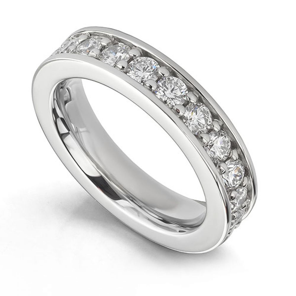 Fully set diamond wedding ring set with 2 carats of diamonds