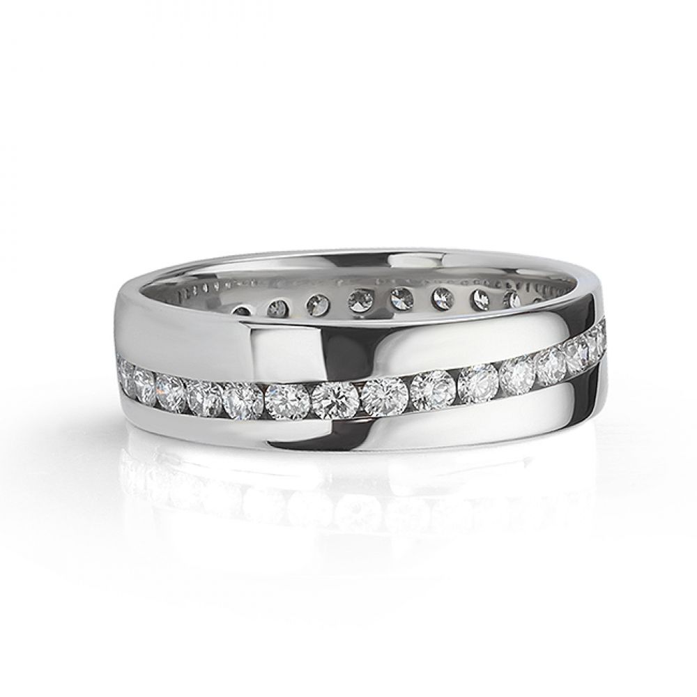 Curved channel wedding ring front view Curved channel wedding ring front view