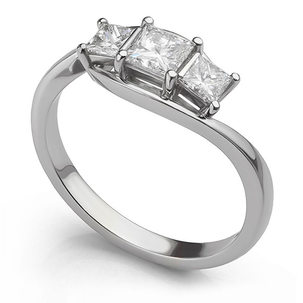 Princess trilogy ring with crossover shoulders side view Princess trilogy ring with crossover shoulders side view