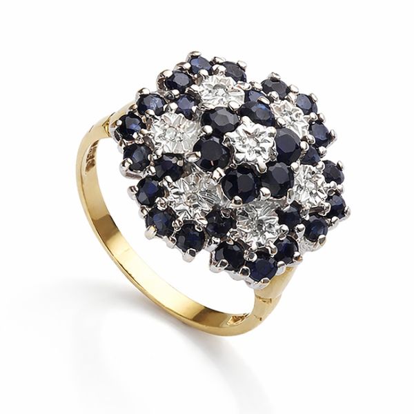 Pre-Loved Blue Sapphire & Diamond Cluster Ring Main Image