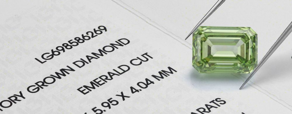 Fancy Green Diamond Rings - Bespoke Green Lab-Grown and Natural Diamond Rings