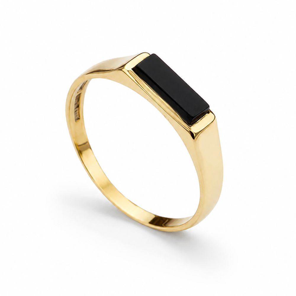 Pre-loved rectangular yellow gold onyx ring