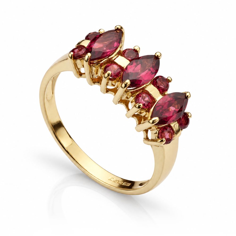 Pre-loved Pyrope and Rhodolite Garnet Ring