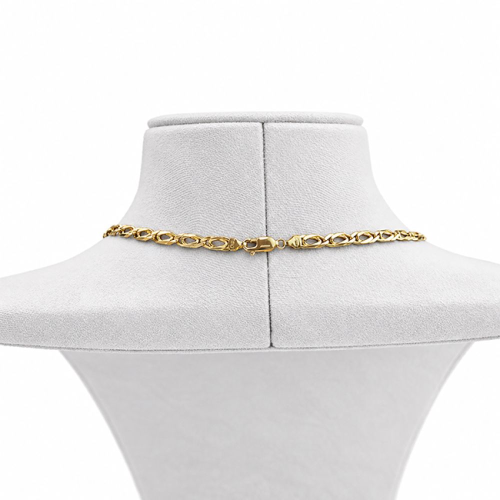 4ct Italian Gold Double Curb Chain – 20 Inches on white background back view