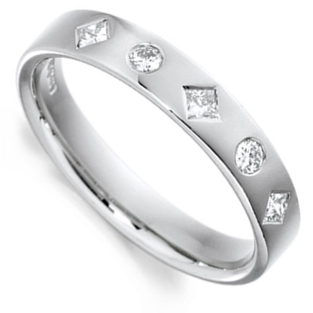 Princess and Round Cut Diamond Wedding Ring