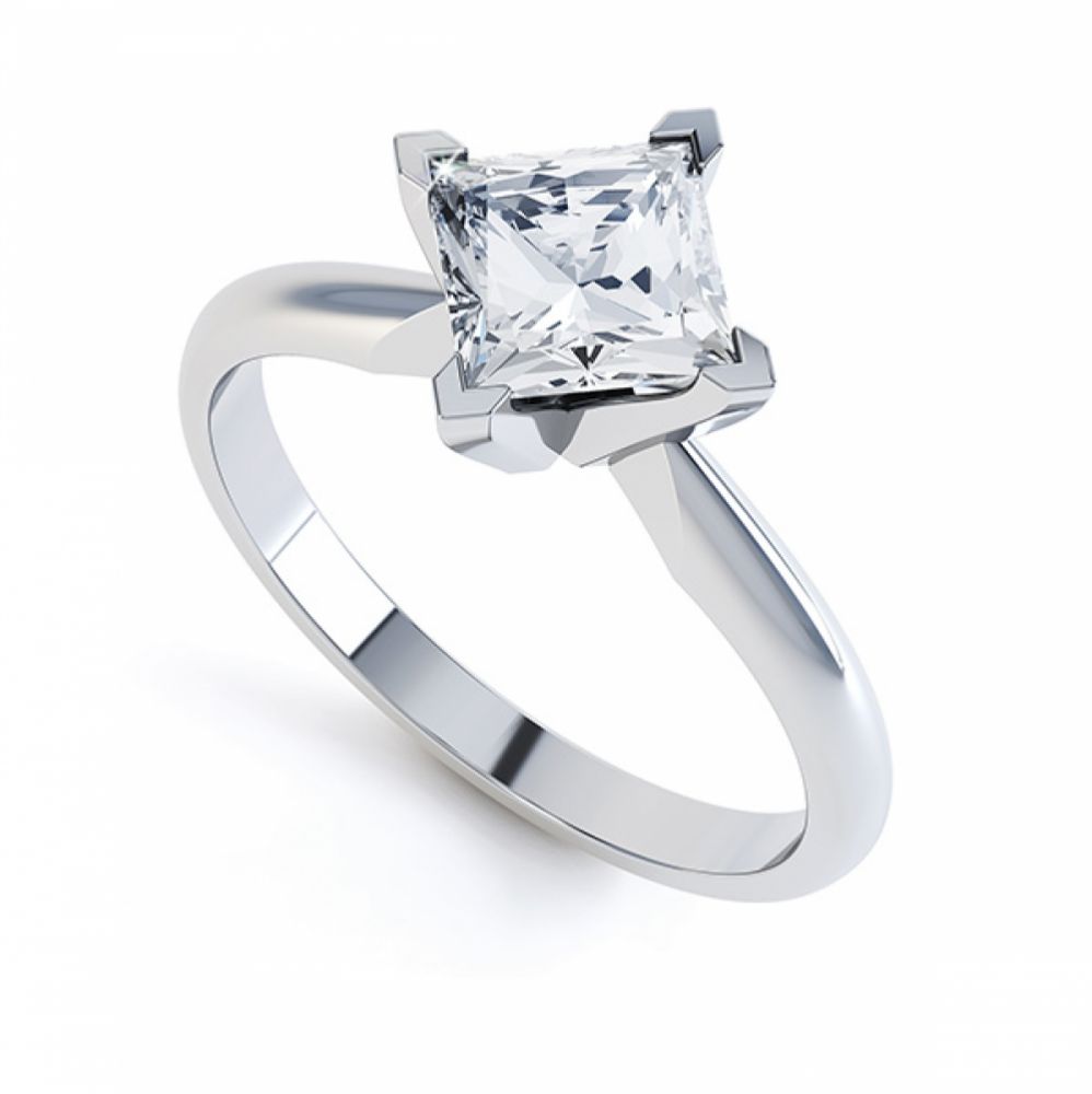 Compass Orientated Princess cut Diamond Engagement Ring Compass Orientated Princess cut Diamond Engagement Ring