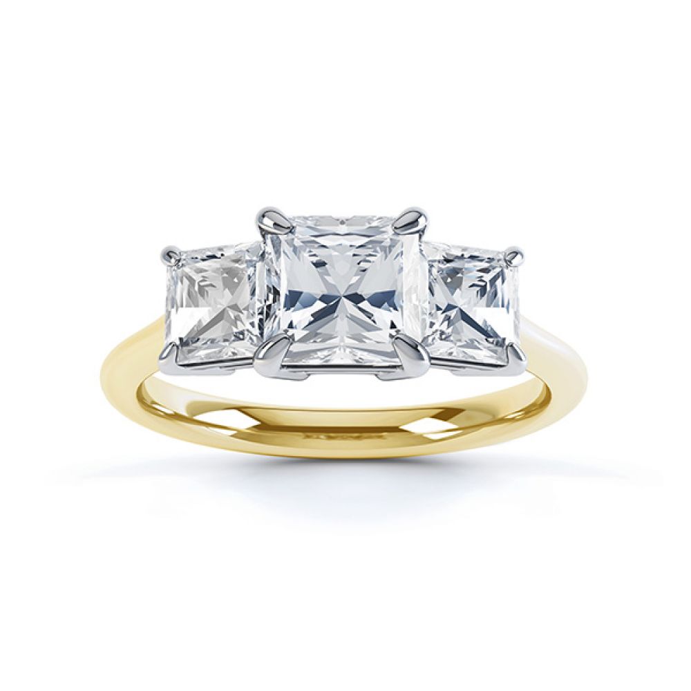 Three stone princess cut diamond engagement ring top view yellow gold Three stone princess cut diamond engagement ring top view white gold
