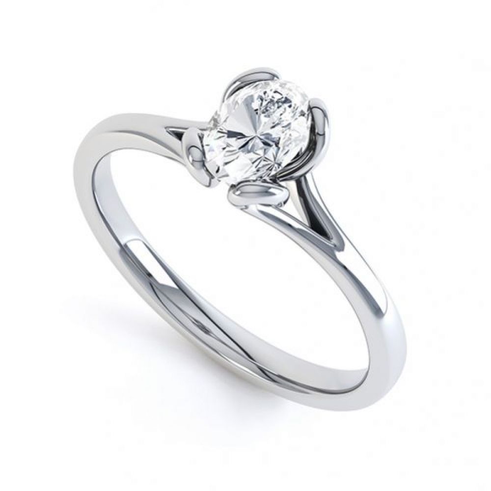 Loop - Oval Solitaire with Looped Claws Loop - Oval Solitaire with Looped Claws