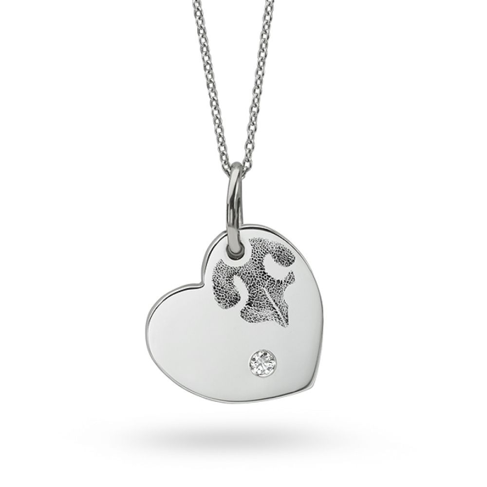 Nose Print Heart Shaped Necklace Nose Print Heart Shaped Necklace with Diamond