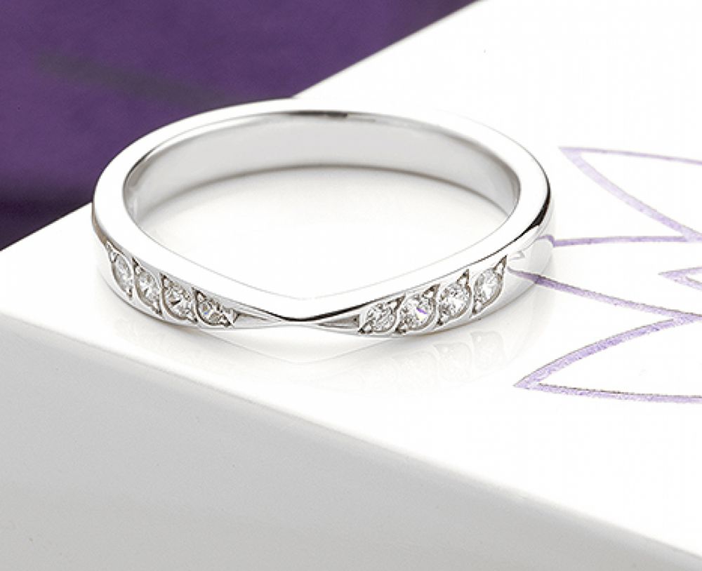 Fitted Wedding Rings | Plain and Diamond Fitted Wedding Rings
